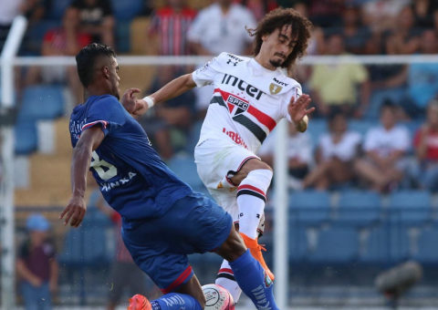 Na estreia de Aguirre, São Paulo perde para o São Caetano nas quartas do Paulistão