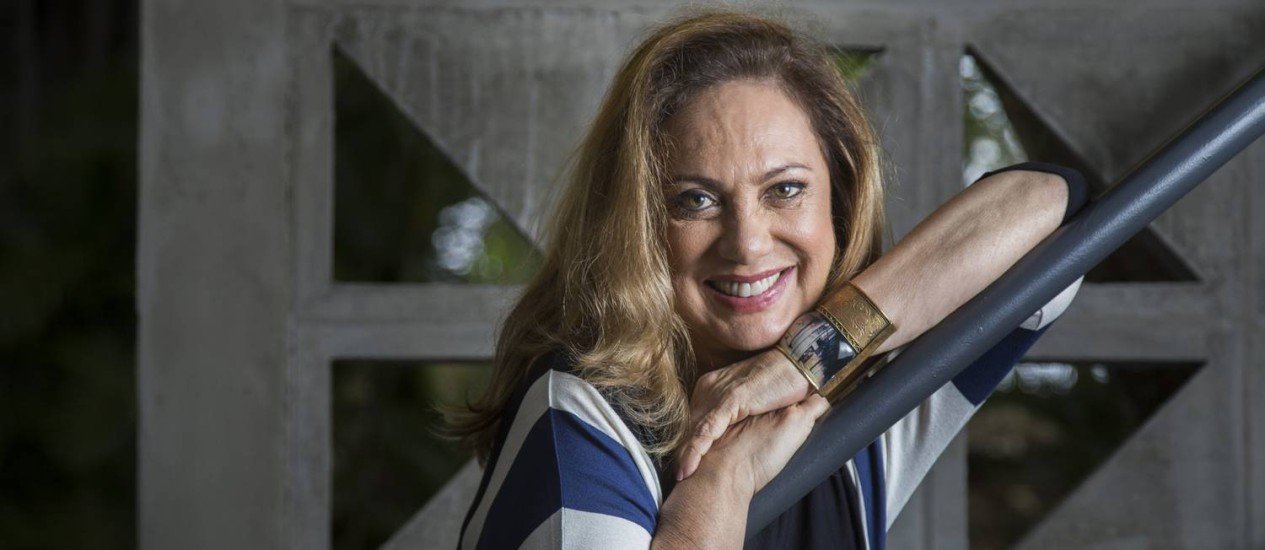    Eliane Giardini comenta papel de racista Nádia em ‘O outro lado do paraíso’ 