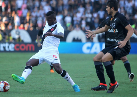 Vasco derrota o Botafogo em clássico marcado por lesões