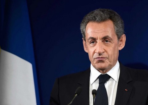 Ex-presidente Nicolas Sarkozy é detido na França
