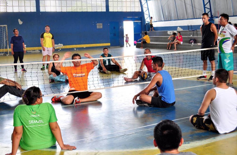  Inscrições abertas para aulas de voleibol sentado para PCDs