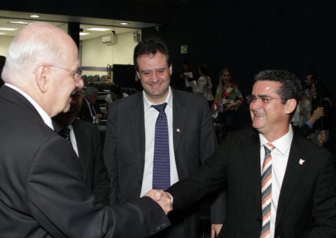 David Almeida anuncia filiação no PSB