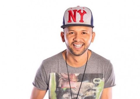 Após férias, Uendel Pinheiro volta ao palco da Meia Noite Acaba