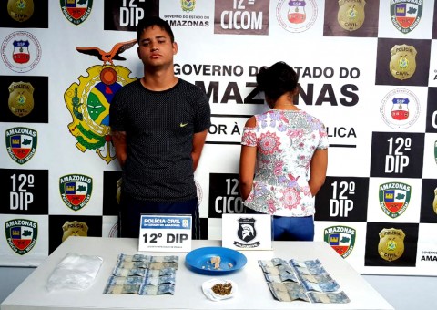 Foragido do Compaj é preso por tráfico com namorada adolescente em Manaus