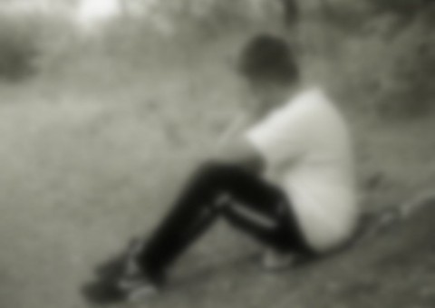 Foragida após ser condenada por estuprar adolescente é presa em residência