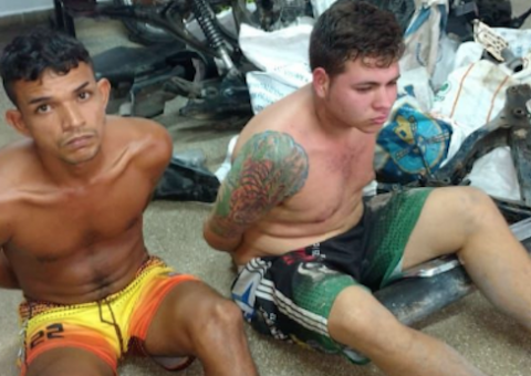Dupla suspeita de desmanches é presa com motos roubadas em Manaus