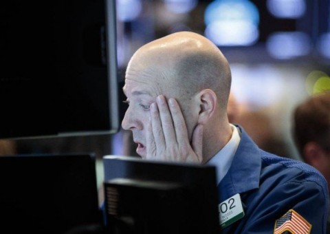 Facebook perde quase US$ 50 bilhões em dois dias    