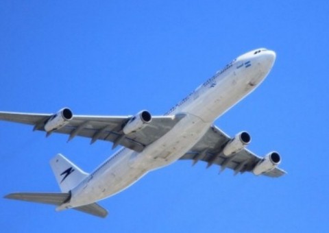  Após sair de Manaus, avião 'quica' durante pouso e deixa passageiros em pânico