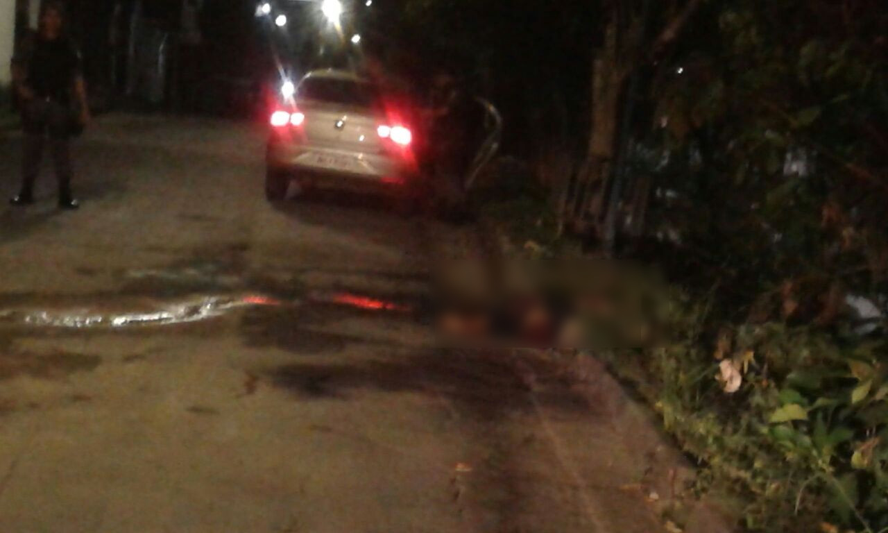  Homem tenta fugir, mas é perseguido e assassinado por suspeitos em Manaus