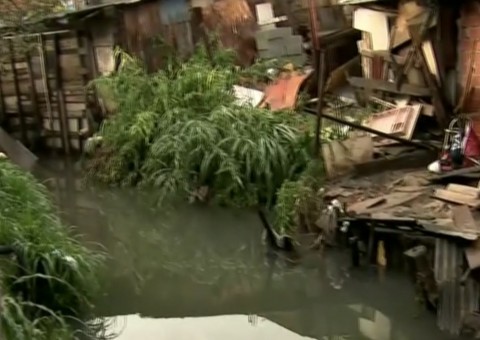 Bebê de 1 ano morre após ser arrastada por enxurrada