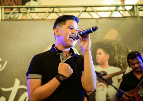 Ex-The Voice Kids, Lorenzo Fortes faz primeiro grande show neste sábado em Manaus