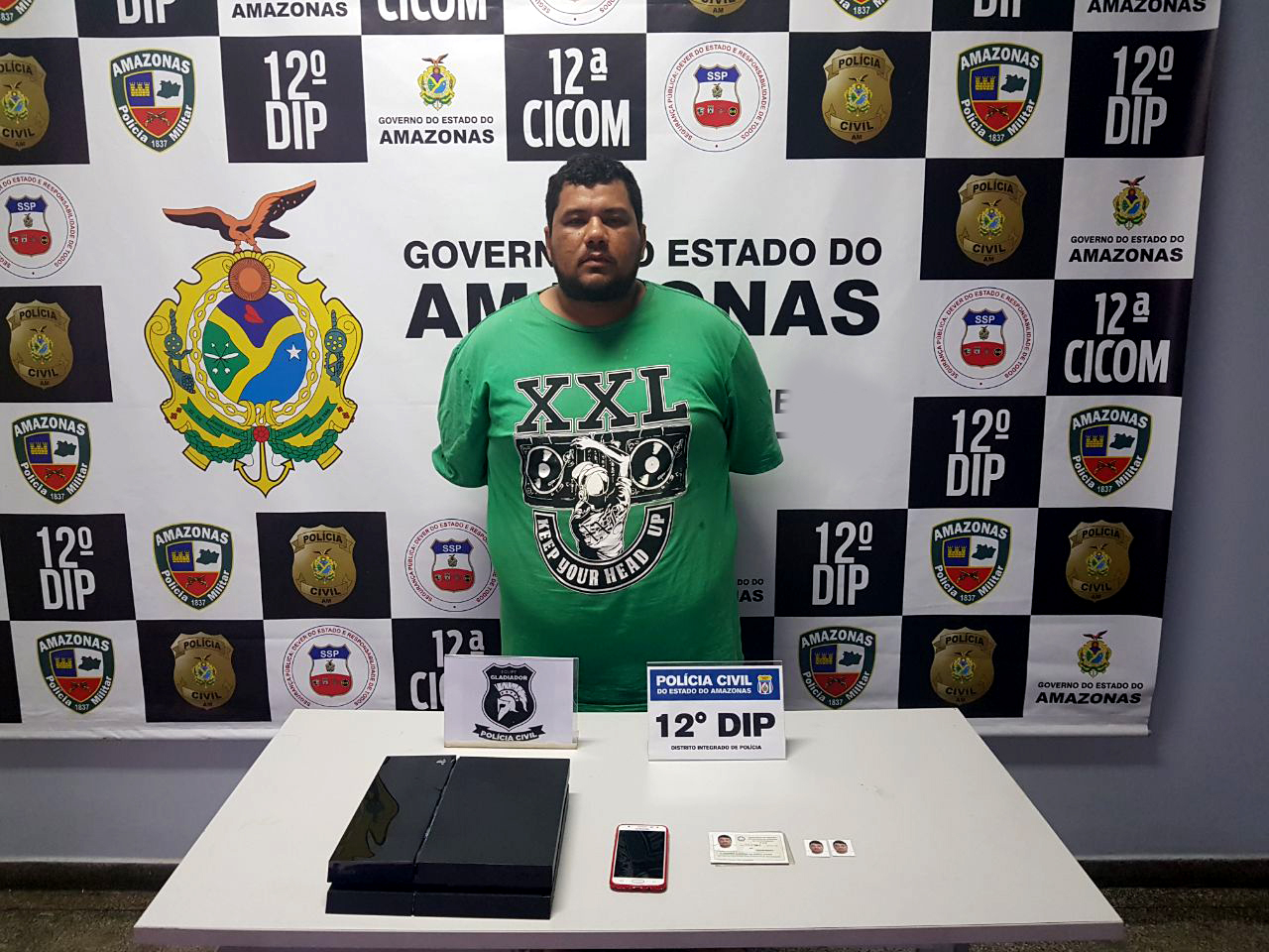 Em Manaus, homem é preso por estelionato após anunciar mercadorias defeituosas na internet