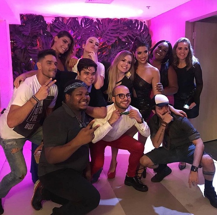 Vivian Amorim reúne ex-bbbs em festa de aniversário luxuosa no Rio