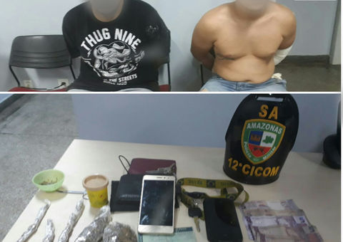 Dupla é presa com drogas após cair de moto durante perseguição policial em Manaus