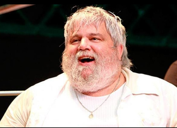 Famosos lamentam morte de Carlos Eduardo Miranda