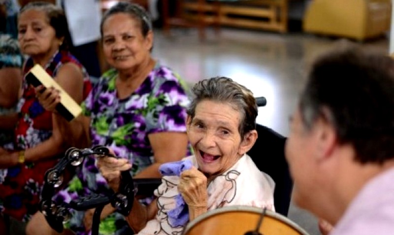 Acadêmicos orientarão sobre correção de problemas de linguagem em pacientes com Alzheimer