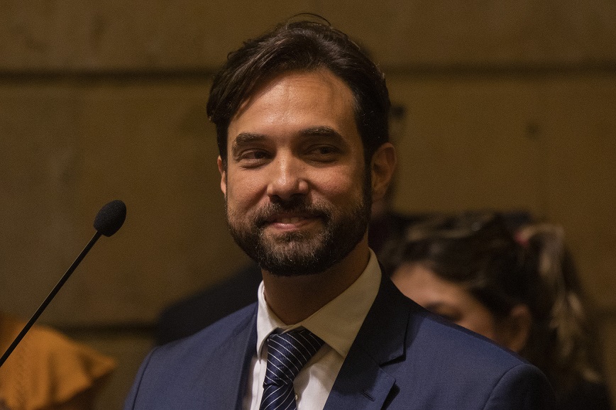 Defesa de Jairinho divulga foto íntima de ex-namorada que testemunhou