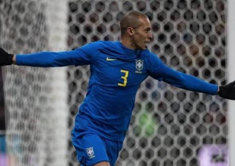 Brasil vence a Rússia por 3 a 0 em teste para a Copa do Mundo