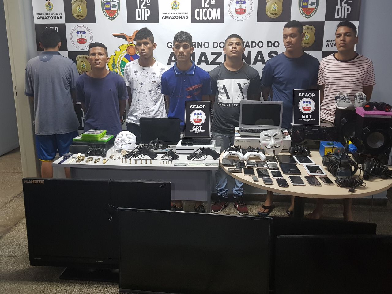 Grupo especializado em assaltos a casas é preso em Manaus