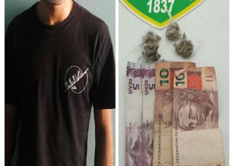 Homem é detido com drogas ao fugir da blitz policial no Amazonas