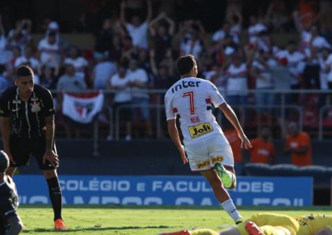 São Paulo quebra jejum e supera o Corinthians em jogo de ida da semifinal