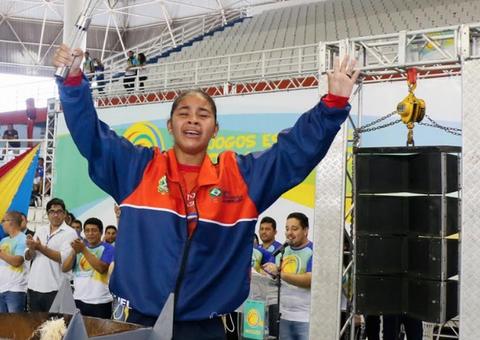 Destaque no futsal e na luta olímpica, aluna da rede pública receberá “Prêmio Brasil Olímpico”