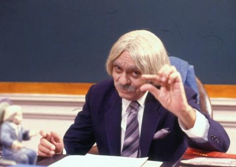 Filho de Chico Anysio é retirado de testamento e família briga por partilha de bens