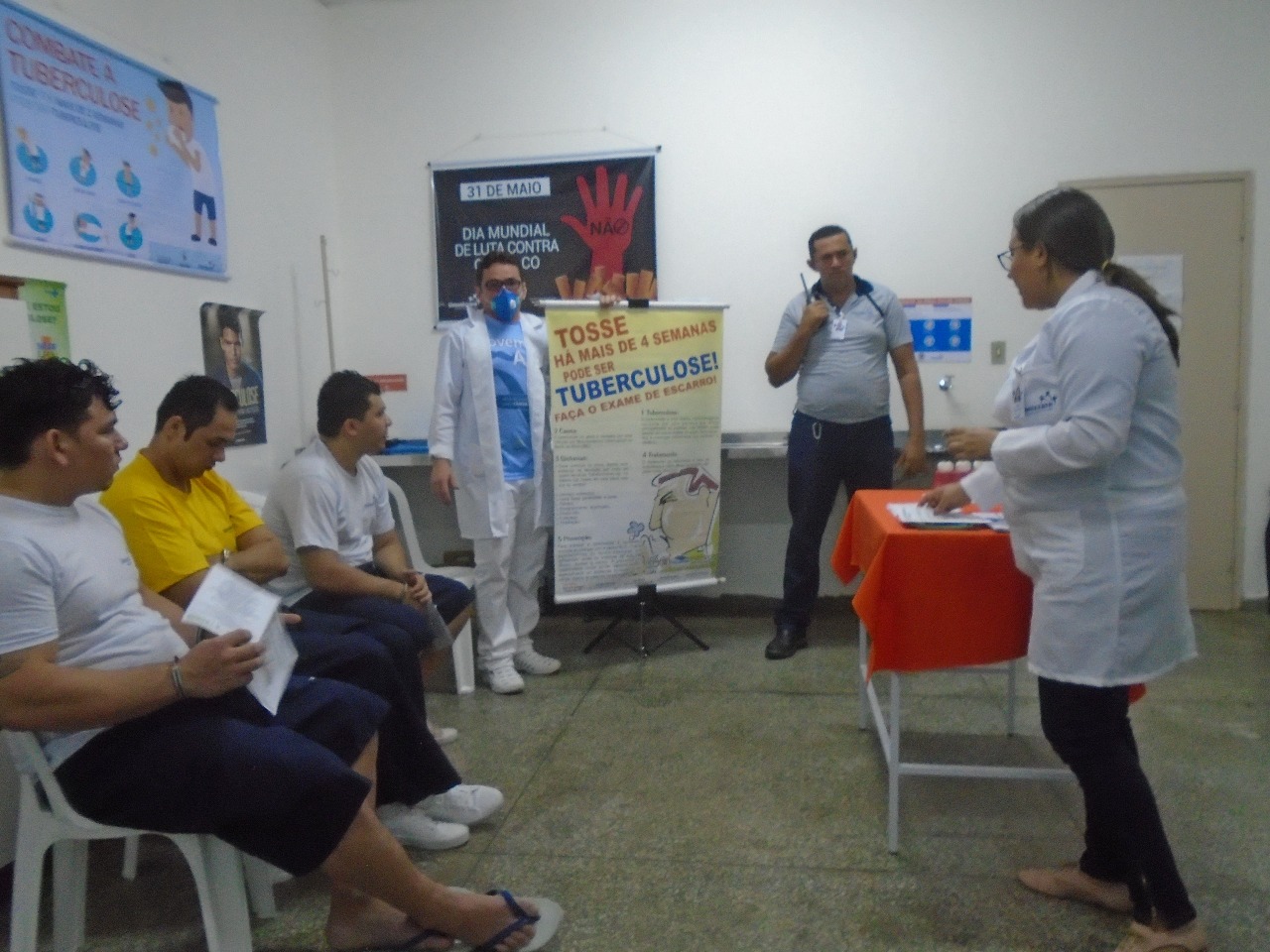 Detentos são qualificados para trabalhar como agentes de saúde em presídios no Amazonas