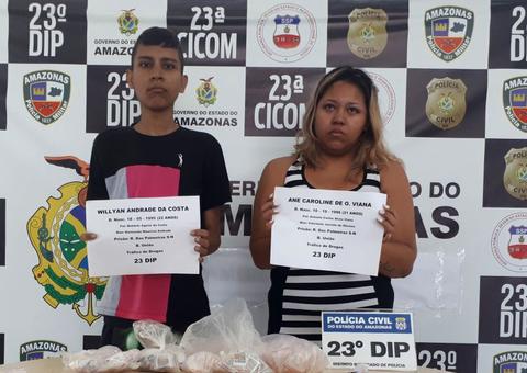 Casal é preso com mais de 800 porções de drogas de facção em Manaus