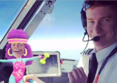 'Detalhe' em foto causa suspensão de pilotos após serem postadas