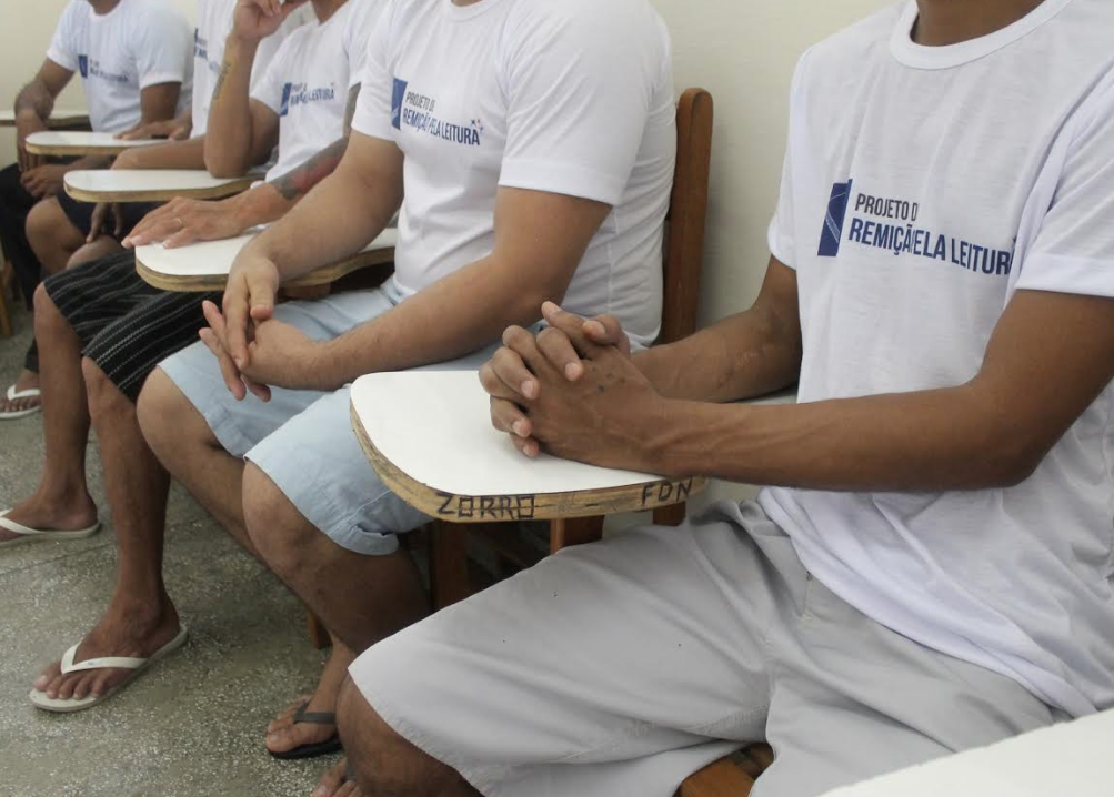 600 detentos fazem avaliações para diminuir pena no Amazonas