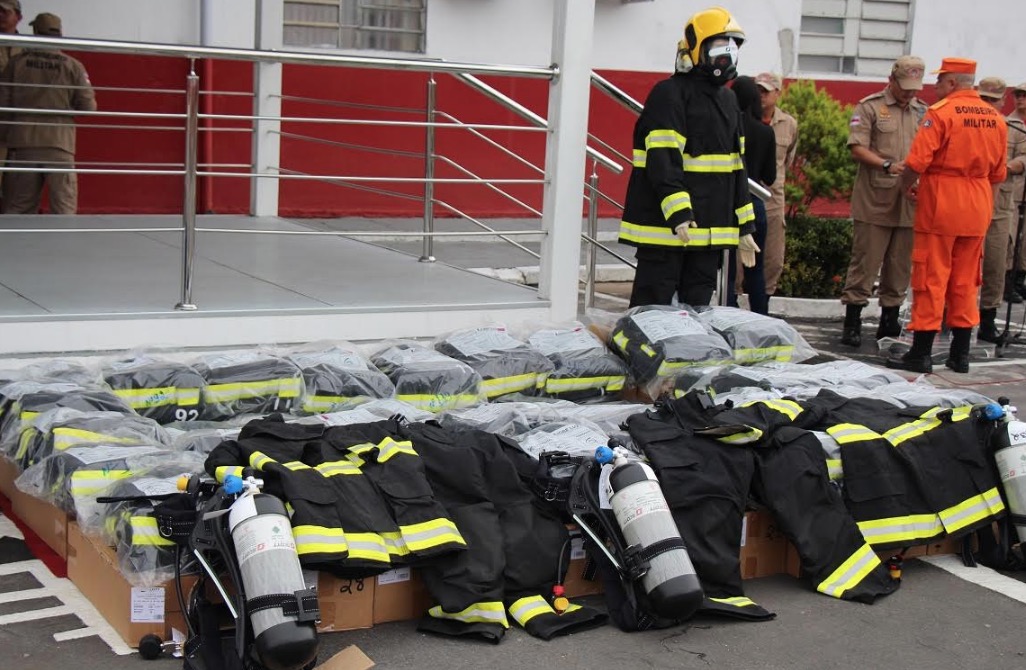 Corpo de Bombeiros entrega novos equipamentos para as unidades do interior do Amazonas
