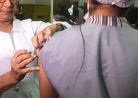 Profissionais recebem atualizações de novas estratégias de combate ao sarampo em Manaus