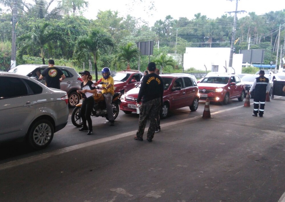 Detran fiscaliza saídas de Manaus em véspera de feriado 