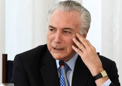 Oposição deve apresentar pedido de impeachment contra Temer