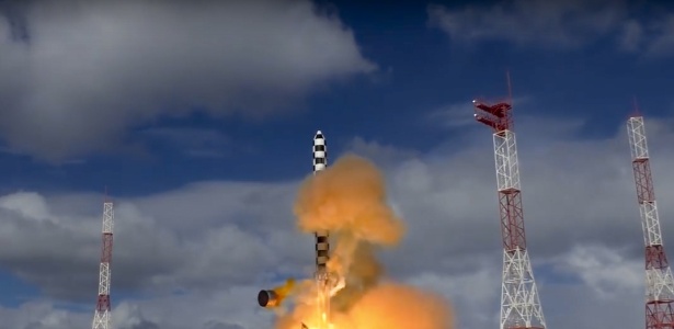 Rússia faz teste com míssil balístico que pode atingir qualquer parte do mundo