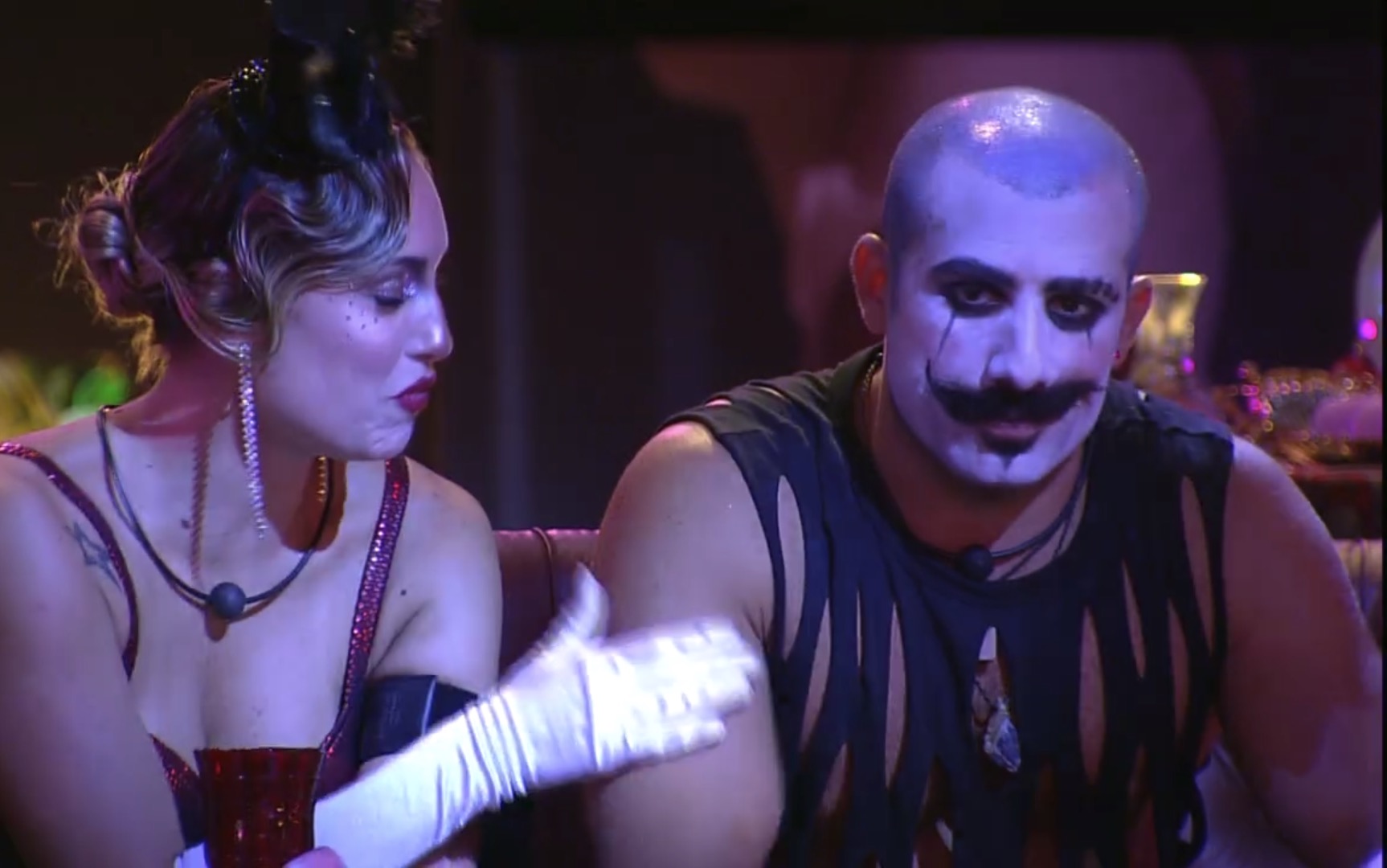 BBB18: Jéssica articula sobre jogo com Kaysar e tenta evitar que Viegas seja emparedado