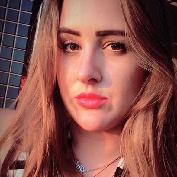 Ex-BBB Patrícia faz desabafo após filho ser alvo de ódio: 'nos deixem em paz!'