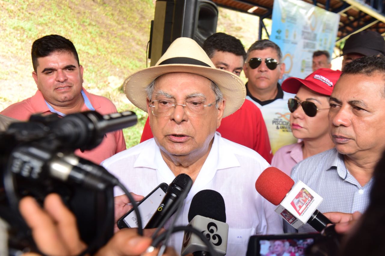 Governo afirma que concederá maior reajuste salarial da história para educação no Amazonas