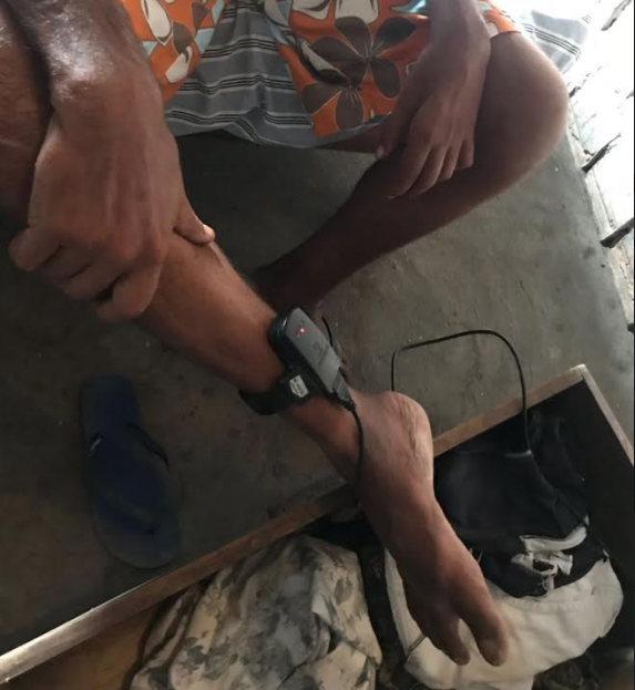 Operação de fiscalização encontra 11 tornozeleiras eletrônicas com defeito em Manaus