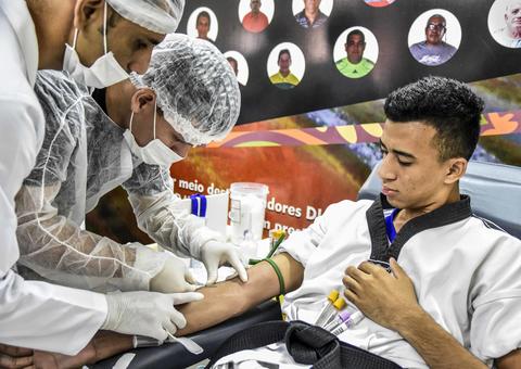 Para comemorar a Páscoa, atletas realizam ‘Taekwondista Sangue Bom’ em Manaus