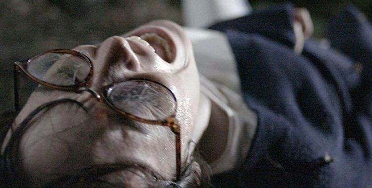 Monstro se alimenta de canibais no trailer nojento do terror ‘The Young Cannibals’