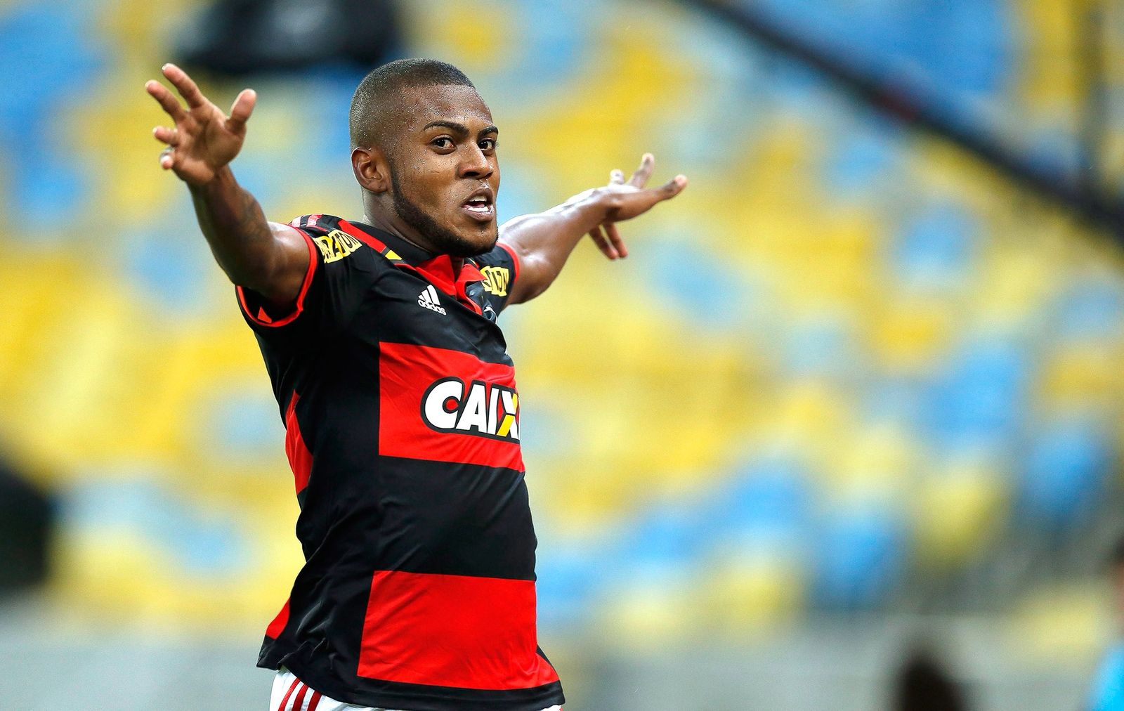 Atacante Marcelo Cirino é oficializado pelo Amazonas FC