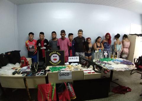Seaop e Drco encontram  laboratório com armas e drogas na Zona Leste de Manaus 