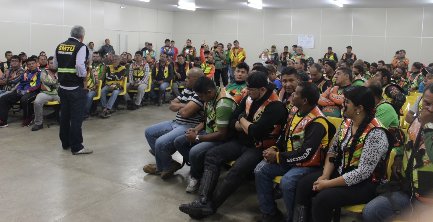 Por inadimplência 95 mototaxistas perdem licenciamento em Manaus
