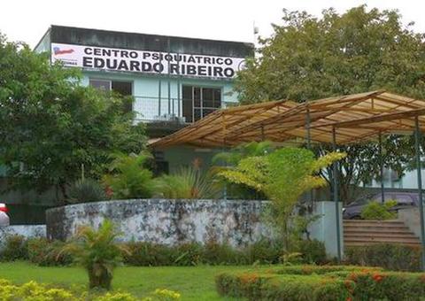 Assaltantes arrombam caixa eletrônico dentro de hospital  psiquiátrico em Manaus