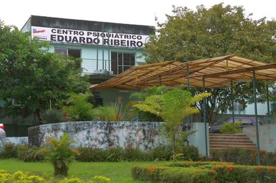 Assaltantes arrombam caixa eletrônico dentro de hospital  psiquiátrico em Manaus