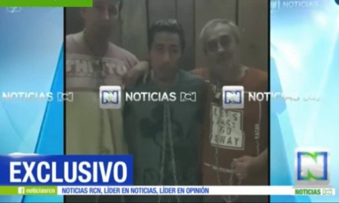 Sequestradores enviam vídeo de jornalistas reféns para emissora e imagens chocam