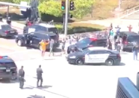 Mulher invade sede do Youtube, fere quatro e se suicida após ataque