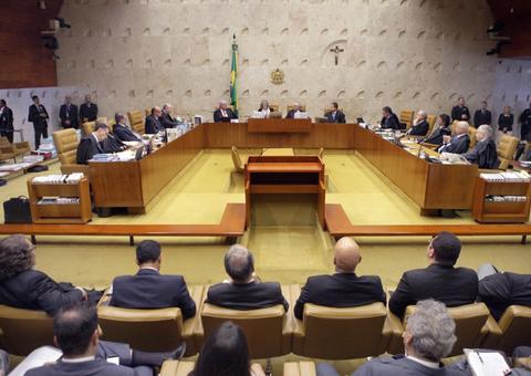 Pressão: STF decide futuro de Lula com o comandante do Exército repudiando a impunidade